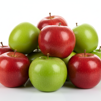 imagen de manzanas rojas y verdes en fondo blanco
